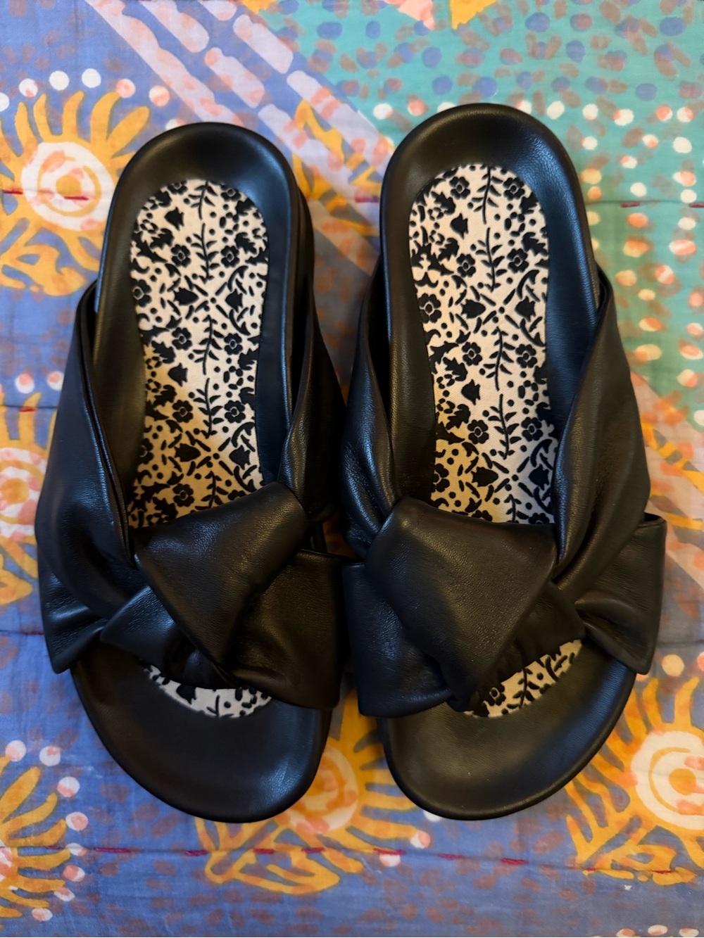 Jenni Kayne Black Knotted Leather Slides